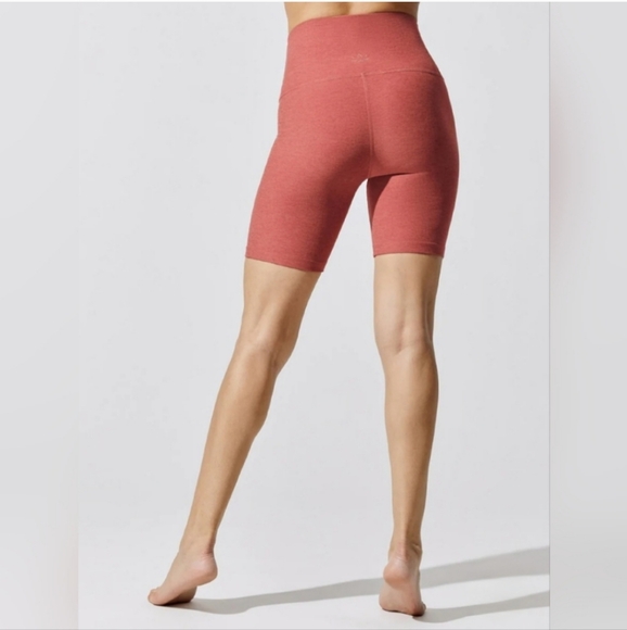 Beyond Yoga Spacedye Biker Short in Softest Scarlet, S - Picture 3 of 11